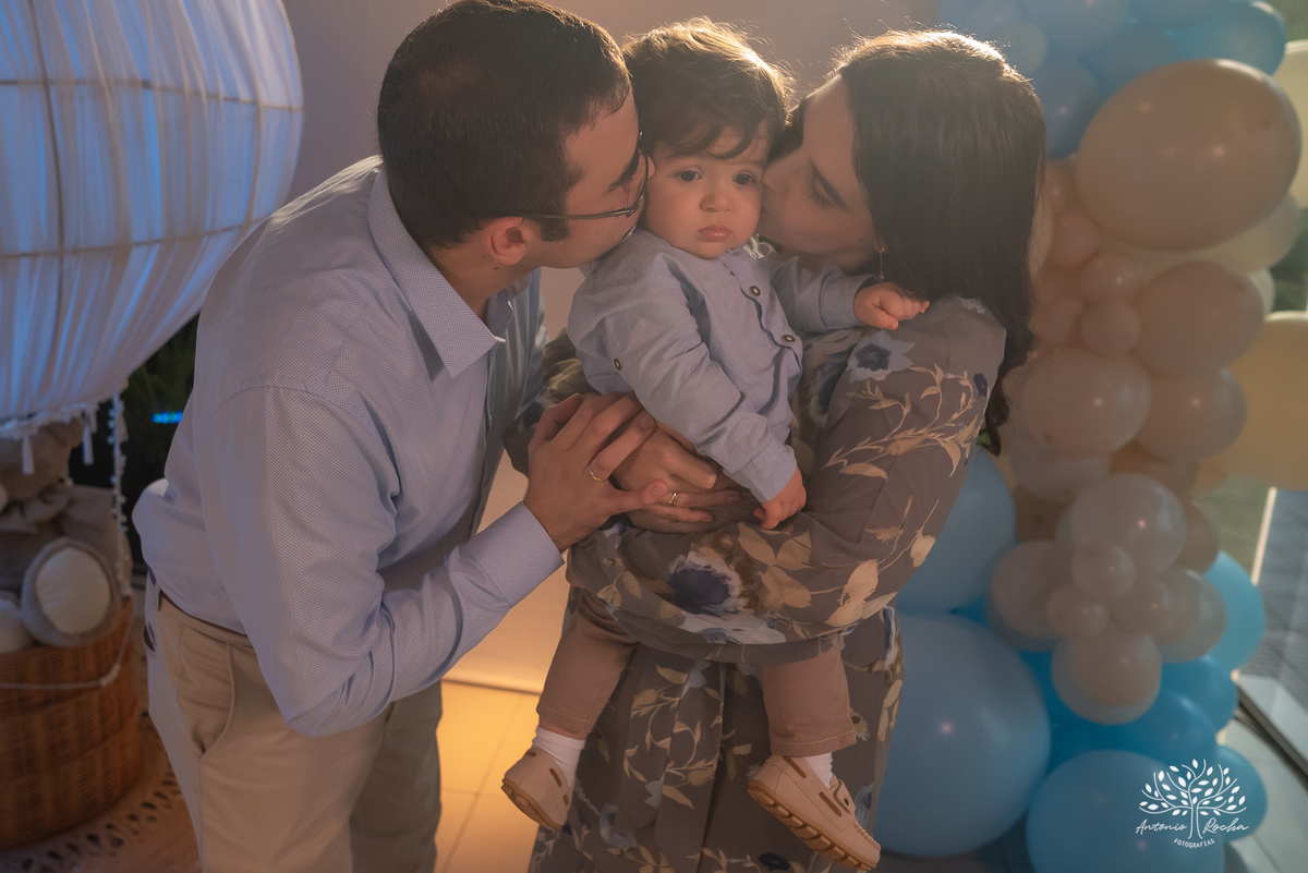 festa-primeiro-aninho - Vinicius - decoração – brinquedos-fofura-luxo-celebrar-San Sebastian-ensolarado-domingo-amigos-balões-temática-ursinho - painel-fotográfico-primeiro-ano-aniversariante-família-alegria-cliques-Antonio Rocha Fotografias-Pelotas