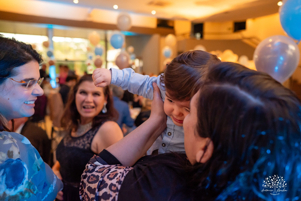 festa-primeiro-aninho - Vinicius - decoração – brinquedos-fofura-luxo-celebrar-San Sebastian-ensolarado-domingo-amigos-balões-temática-ursinho - painel-fotográfico-primeiro-ano-aniversariante-família-alegria-cliques-Antonio Rocha Fotografias-Pelotas