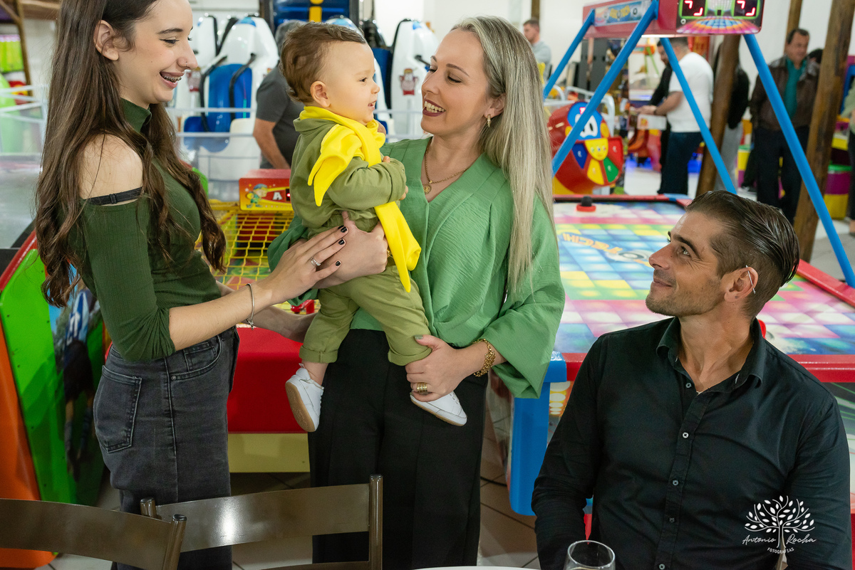 fotografia de família-primeiro aninho-festa infantil-ensaio de gestação-fotografia de casamento-fotógrafo profissional-celebração da vida-fotografia de bebês-ensaio fotográfico-festa de aniversário - fotografia de eventos-Antonio Rocha Fotografias-Pelotas