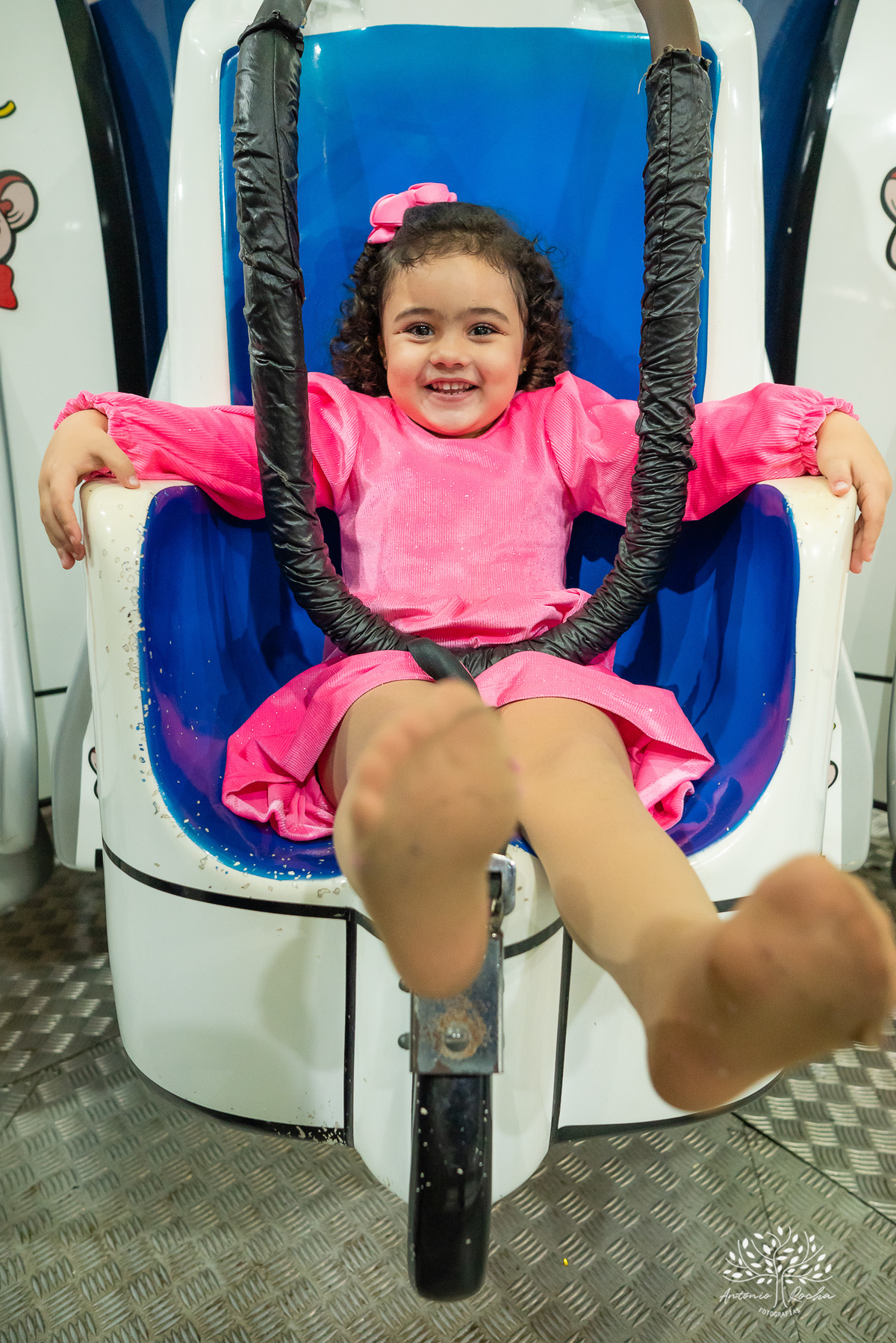 aniversário - Martina - festa infantil - fotografia de aniversário - fotógrafo de família - celebração- energia  - vitalidade - personalidade - Isadora - amor fraternal - Show do Parabéns - alegria - confiança - carinho - Antonio Rocha Fotografias-Pelotas