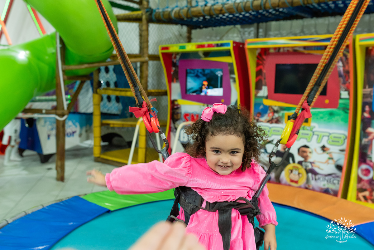 aniversário - Martina - festa infantil - fotografia de aniversário - fotógrafo de família - celebração- energia  - vitalidade - personalidade - Isadora - amor fraternal - Show do Parabéns - alegria - confiança - carinho - Antonio Rocha Fotografias-Pelotas