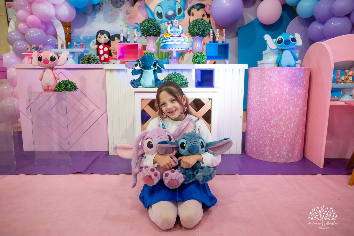 aniversário-Sophia-fotógrafa-crescimento-família-amigos-alegria-carisma-menina encantadora-ginasta- atividade física-premiações-falta de energia elétrica-festa-improviso-diversão-parabéns-Antonio Rocha Fotografias-Pelotas-Stich