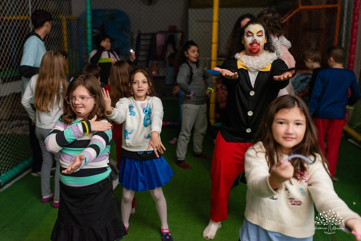 aniversário-Sophia-fotógrafa-crescimento-família-amigos-alegria-carisma-menina encantadora-ginasta- atividade física-premiações-falta de energia elétrica-festa-improviso-diversão-parabéns-Antonio Rocha Fotografias-Pelotas-Stich