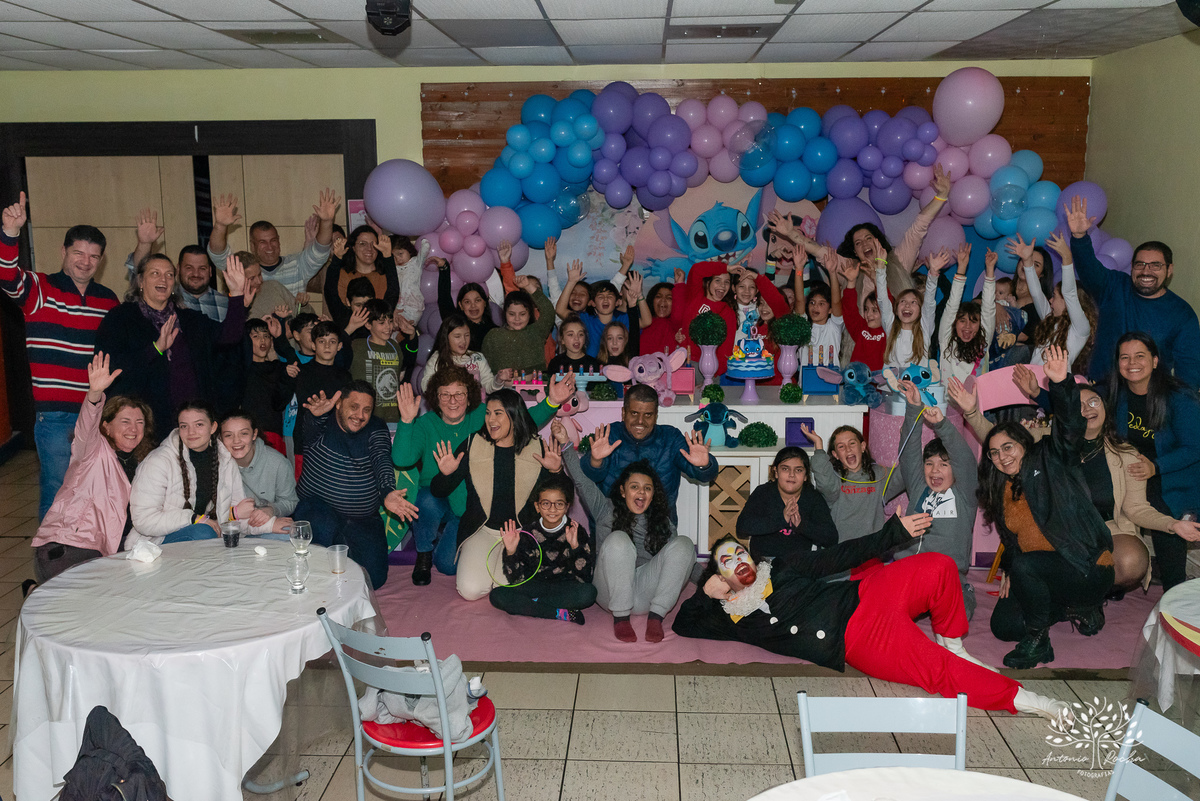 aniversário-Sophia-fotógrafa-crescimento-família-amigos-alegria-carisma-menina encantadora-ginasta- atividade física-premiações-falta de energia elétrica-festa-improviso-diversão-parabéns-Antonio Rocha Fotografias-Pelotas-Stich