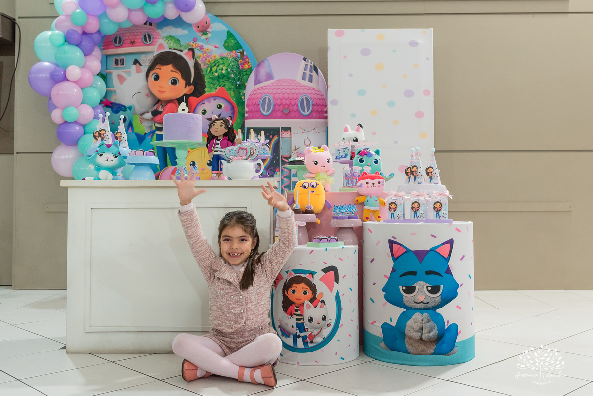 Fotografia-Aniversário infantil-6 anos-Festa-Fotógrafo de eventos-Fotógrafo infantil-Registros de festa-Decoração de aniversário-bolo-Casa Mágica da Gabi-Brincadeiras infantis-Show do Parabéns-Antonio Rocha Fotografias-Fotografia de crianças-Pelotas