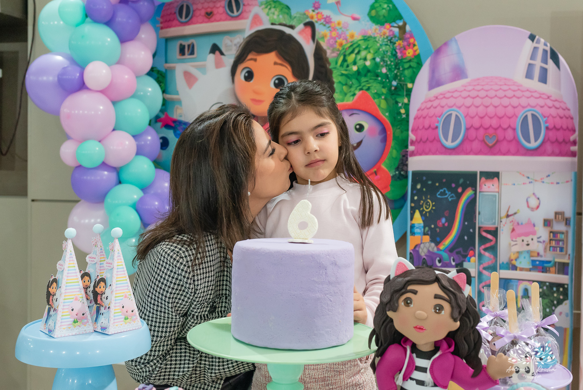 Fotografia-Aniversário infantil-6 anos-Festa-Fotógrafo de eventos-Fotógrafo infantil-Registros de festa-Decoração de aniversário-bolo-Casa Mágica da Gabi-Brincadeiras infantis-Show do Parabéns-Antonio Rocha Fotografias-Fotografia de crianças-Pelotas