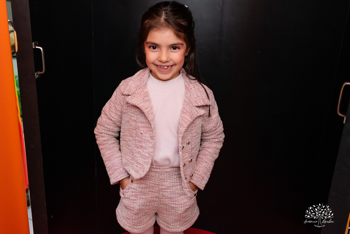 Fotografia-Aniversário infantil-6 anos-Festa-Fotógrafo de eventos-Fotógrafo infantil-Registros de festa-Decoração de aniversário-bolo-Casa Mágica da Gabi-Brincadeiras infantis-Show do Parabéns-Antonio Rocha Fotografias-Fotografia de crianças-Pelotas