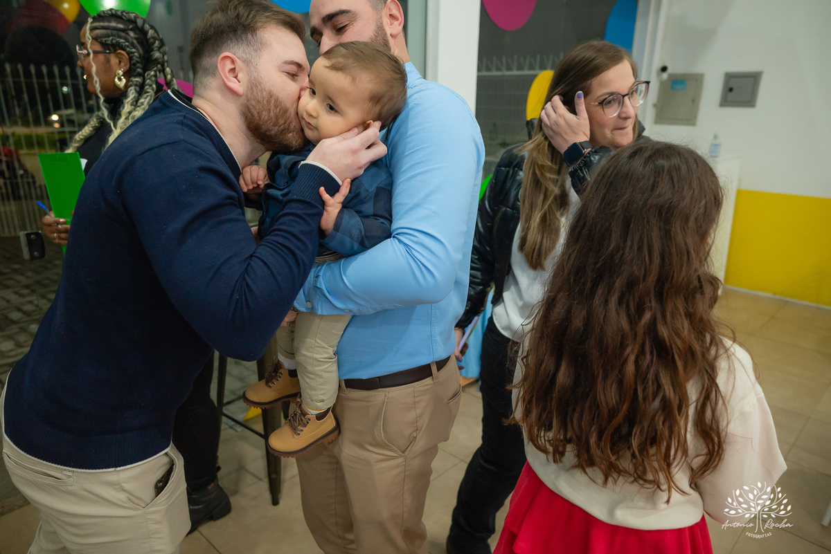 primeiro aninho-fazendinha-fotógrafo de festa infantil-fotos de família-salão Loly Pop-playground-parabéns-registros fotográficos-dia especial-cliques do aniversário-festa colorida e alegre-fotografia espontânea-Antonio Rocha Fotografias-Pelotas