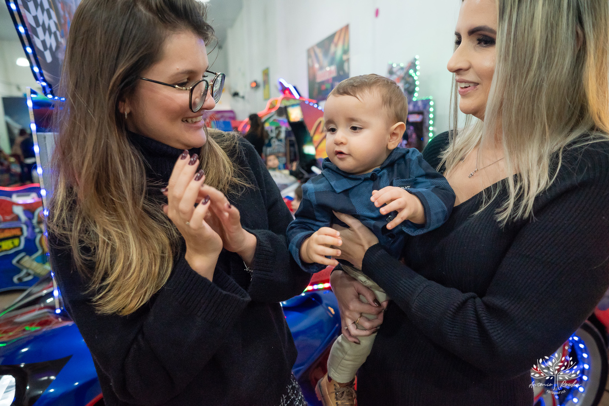 primeiro aninho-fazendinha-fotógrafo de festa infantil-fotos de família-salão Loly Pop-playground-parabéns-registros fotográficos-dia especial-cliques do aniversário-festa colorida e alegre-fotografia espontânea-Antonio Rocha Fotografias-Pelotas