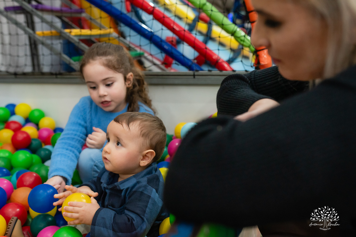 primeiro aninho-fazendinha-fotógrafo de festa infantil-fotos de família-salão Loly Pop-playground-parabéns-registros fotográficos-dia especial-cliques do aniversário-festa colorida e alegre-fotografia espontânea-Antonio Rocha Fotografias-Pelotas