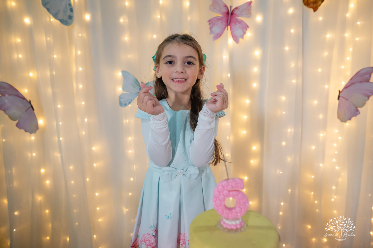 aniversário - festa infantil - brincadeiras - palhaça Tilika - diversão - pular corda - pinturas faciais - dança das cadeiras-mesa do bolo-playground- parabéns-primos-celebração-fotos especiais-Pelotas-Antonio Rocha Fotografias-Cliff Kids