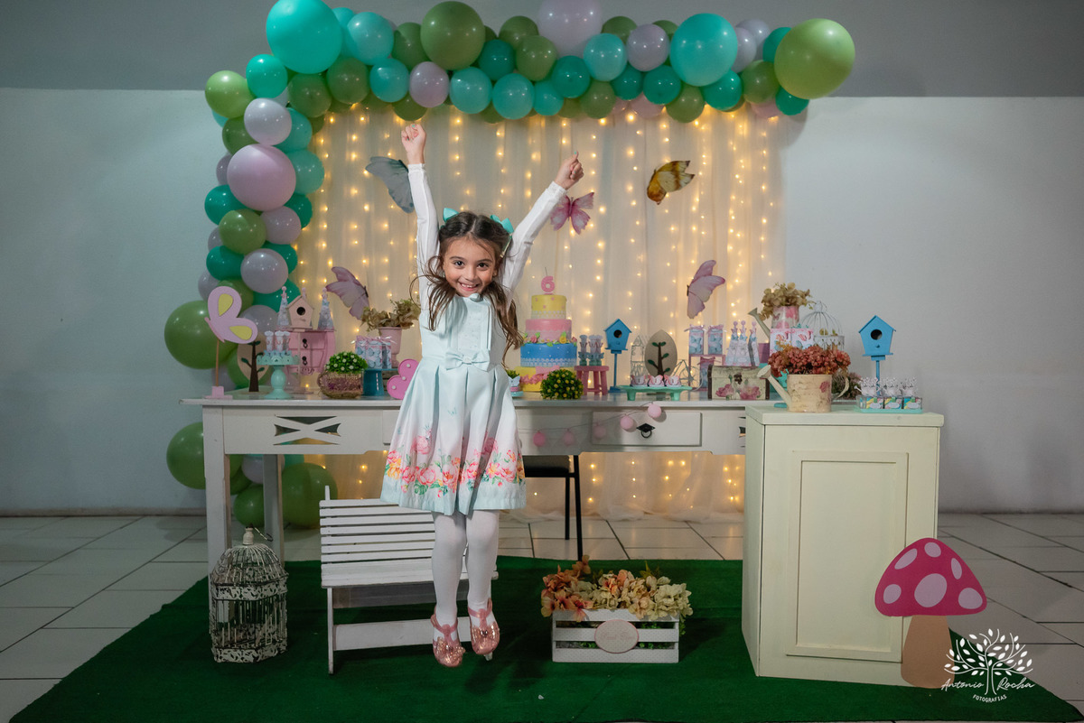 aniversário - festa infantil - brincadeiras - palhaça Tilika - diversão - pular corda - pinturas faciais - dança das cadeiras-mesa do bolo-playground- parabéns-primos-celebração-fotos especiais-Pelotas-Antonio Rocha Fotografias-Cliff Kids