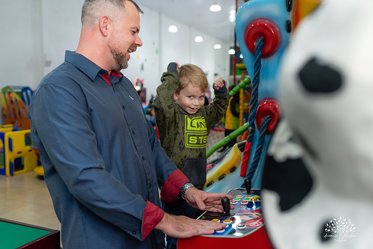 primeiro aninho-Emanuelly-caçula-Benjamin-Lucas-Franciele- sorriso lindo-decoração Minnie Mouse-roda gigante kids -parabéns-alegria- Antonio Rocha Fotografias-Pelotas-Loly Pop-Pelotas