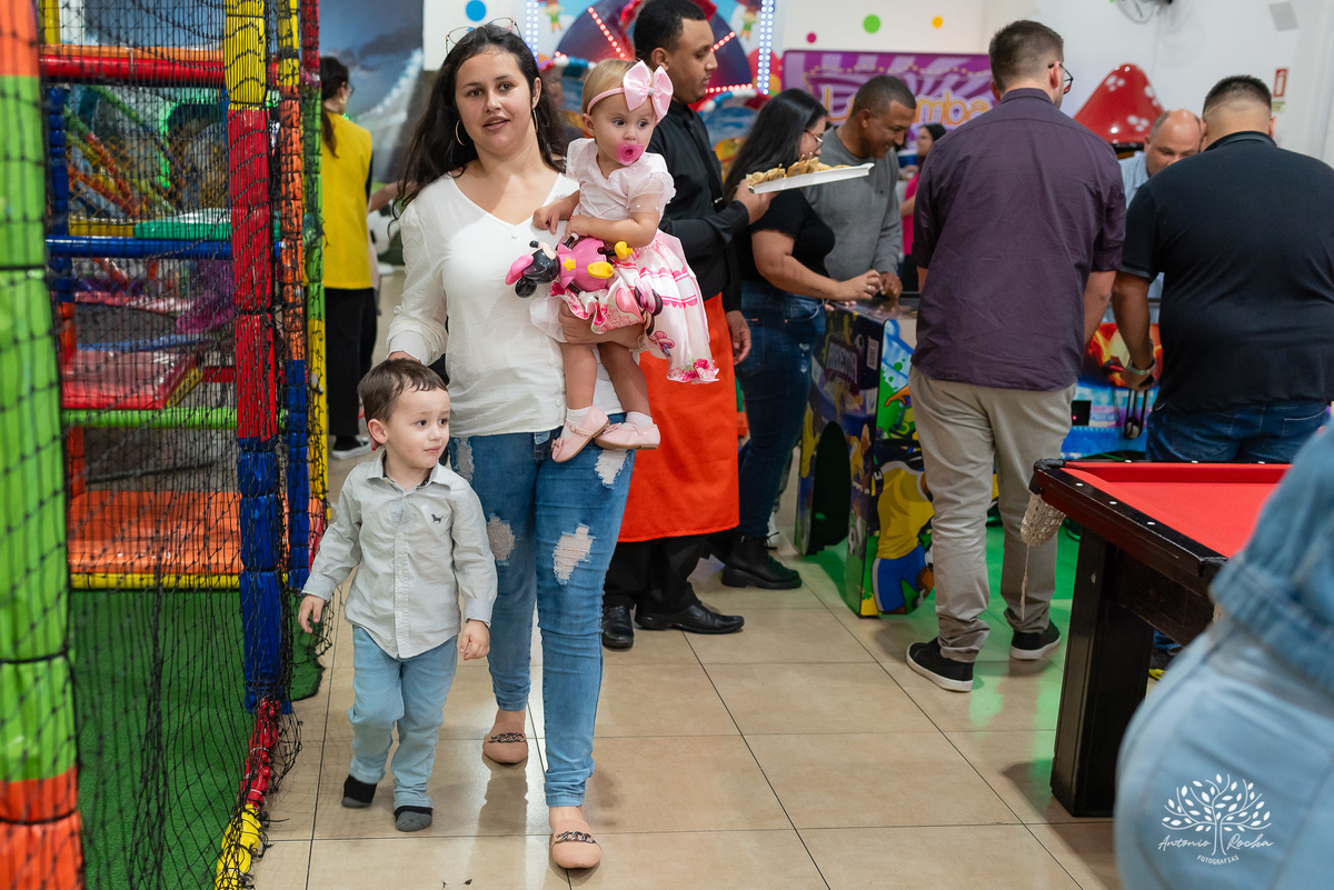 primeiro aninho-Emanuelly-caçula-Benjamin-Lucas-Franciele- sorriso lindo-decoração Minnie Mouse-roda gigante kids -parabéns-alegria- Antonio Rocha Fotografias-Pelotas-Loly Pop-Pelotas
