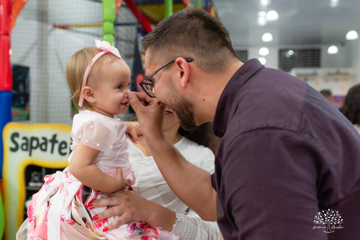 primeiro aninho-Emanuelly-caçula-Benjamin-Lucas-Franciele- sorriso lindo-decoração Minnie Mouse-roda gigante kids -parabéns-alegria- Antonio Rocha Fotografias-Pelotas-Loly Pop-Pelotas