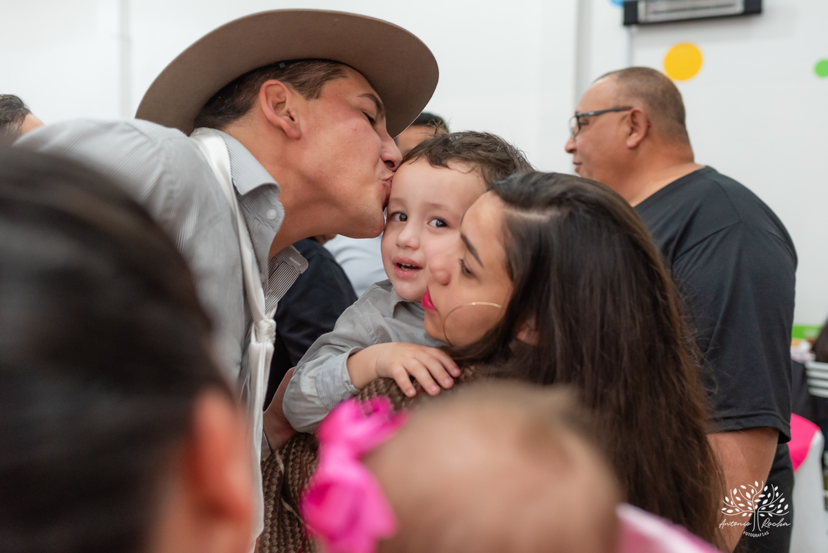 primeiro aninho-Emanuelly-caçula-Benjamin-Lucas-Franciele- sorriso lindo-decoração Minnie Mouse-roda gigante kids -parabéns-alegria- Antonio Rocha Fotografias-Pelotas-Loly Pop-Pelotas