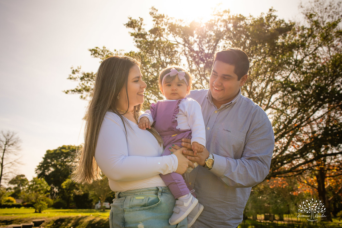 ensaio de um aninho-ensaio infantil - ensaio pré-festa - Sítio Águas Claras - Monte Bonito - fotografia de família -ensaio com pais e filhos - ensaio de gestação - Santiago - Laura - irmãos em ensaio fotográfico - Antônio Rocha Fotografias - pelotas