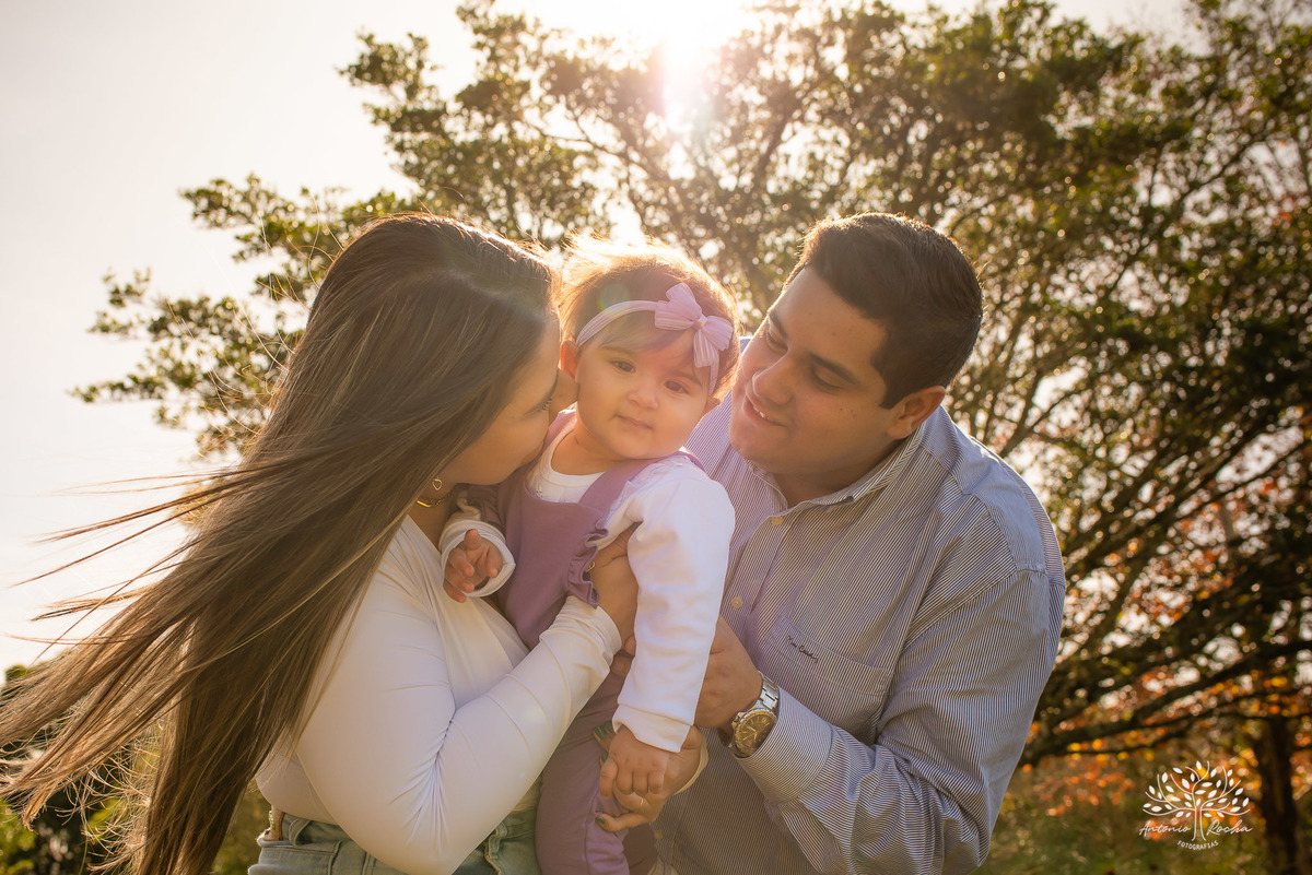ensaio de um aninho-ensaio infantil - ensaio pré-festa - Sítio Águas Claras - Monte Bonito - fotografia de família -ensaio com pais e filhos - ensaio de gestação - Santiago - Laura - irmãos em ensaio fotográfico - Antônio Rocha Fotografias - pelotas