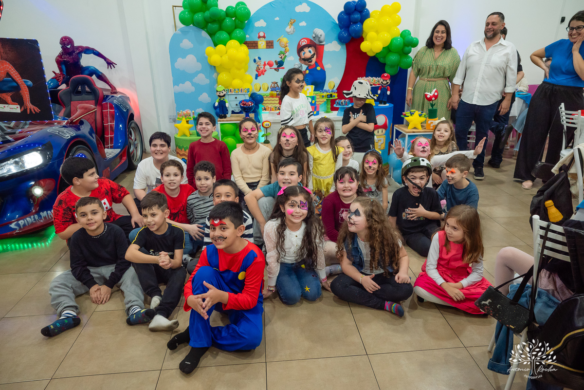 festa-de-aniversário - Super-Mário-Bross -cama elástica - Hoverboard - diversão - alegria - celebração - amigos - família - gratidão - confiança - fotografia - decoração-temática – Loly Pop - Antonio-Rocha-Fotografias-Pelotas