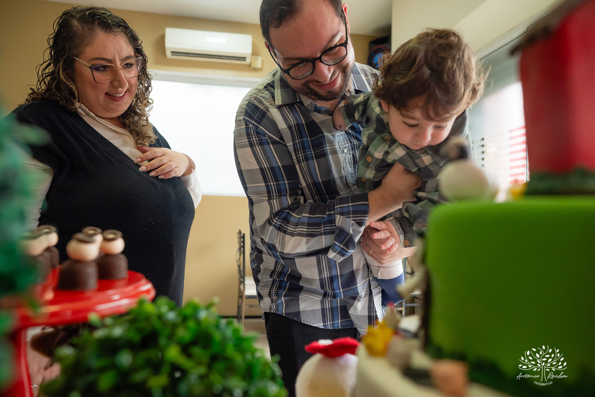Primeiro aninho do Heitor - família - casamento - Lizi - Pedro - cerimônia civil - cerimônia religiosa - área jurídica - ensaio profissional - luz - amor - felicidade - memórias - fotos - inesquecível - Antonio Rocha Fotografias - tio Antonio-Pelotas