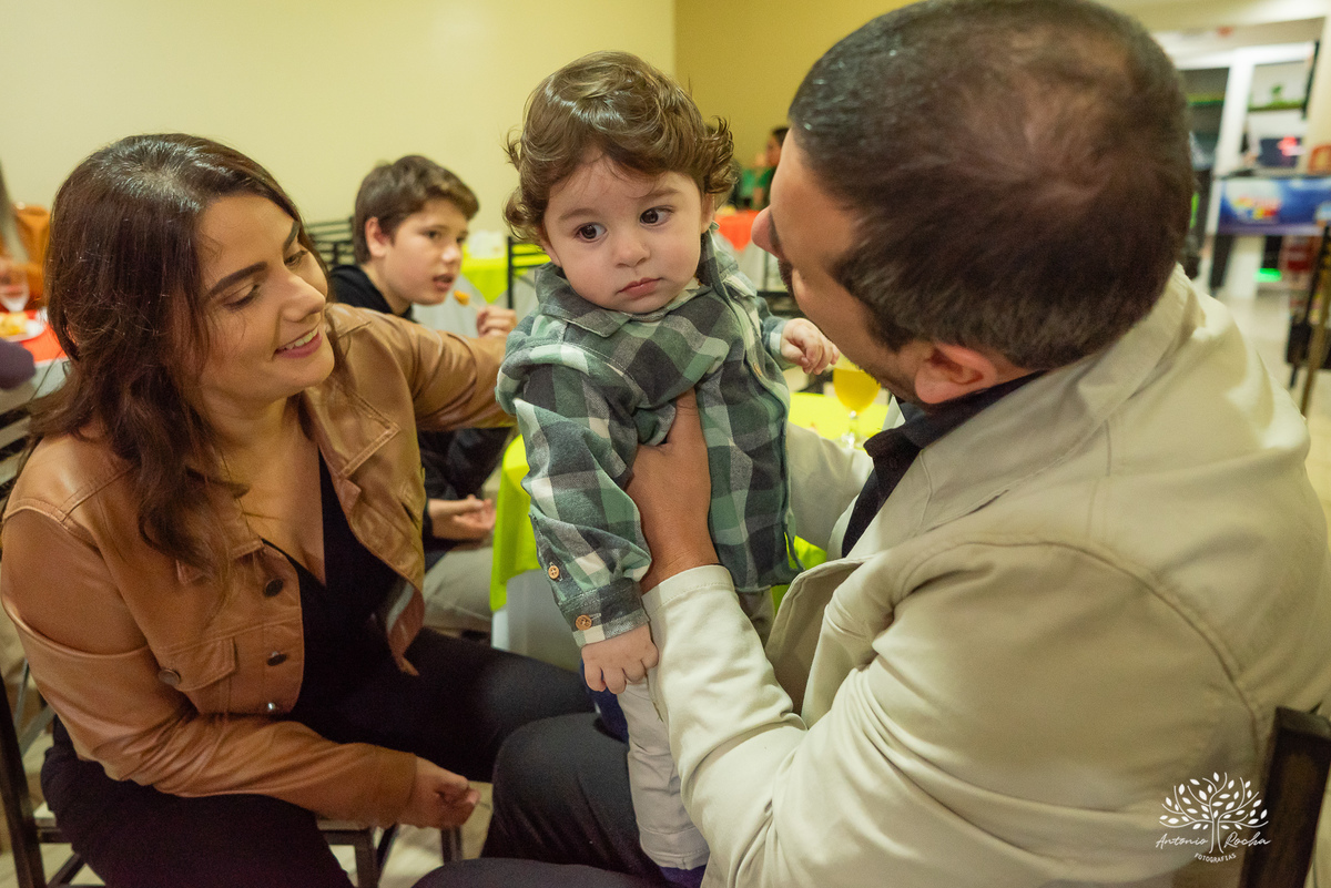 Primeiro aninho do Heitor - família - casamento - Lizi - Pedro - cerimônia civil - cerimônia religiosa - área jurídica - ensaio profissional - luz - amor - felicidade - memórias - fotos - inesquecível - Antonio Rocha Fotografias - tio Antonio-Pelotas