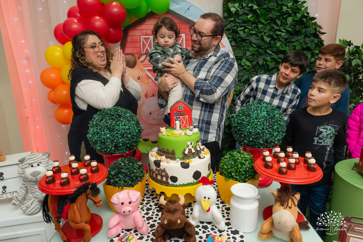 Primeiro aninho do Heitor - família - casamento - Lizi - Pedro - cerimônia civil - cerimônia religiosa - área jurídica - ensaio profissional - luz - amor - felicidade - memórias - fotos - inesquecível - Antonio Rocha Fotografias - tio Antonio-Pelotas