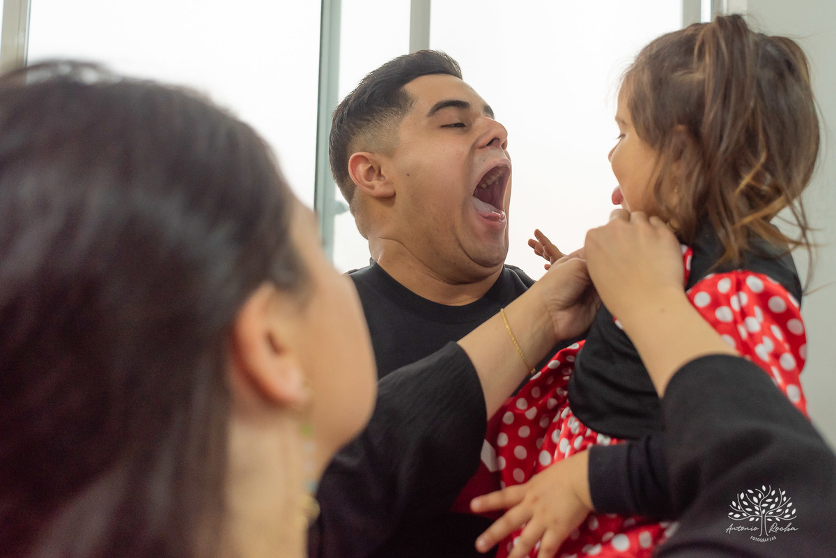 Fotografia infantil - 3 anos - Minnie - Ensaios fotográficos - Primeira infância - Churrasco de aniversário - Comemoração intimista - Fotógrafo profissional - Festas de aniversário - Fotografia de família - Antonio Rocha Fotografias - Pelotas