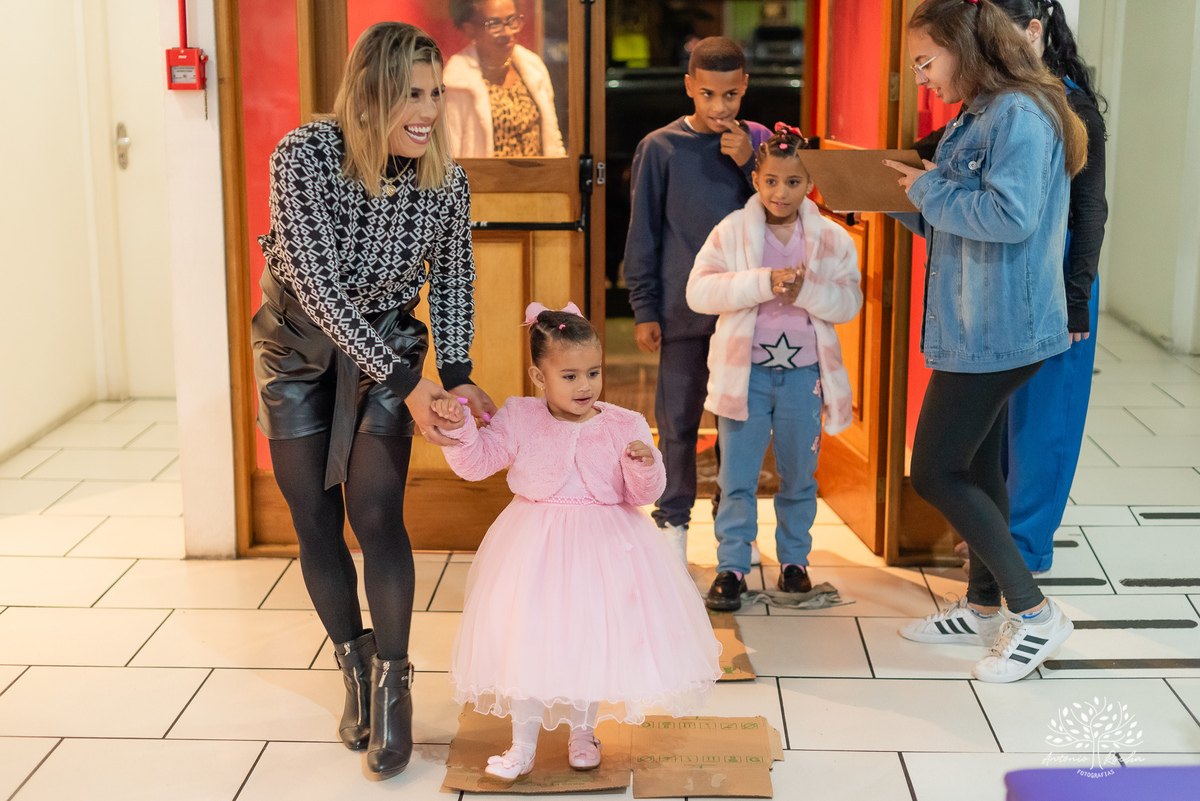 bailarina - Mellany - festa de aniversário - 3 anos - decoração - mesa de bolo - - riso - playground - parabéns - boas vibrações - docinhos - família - confiança - registros especiais - Antonio Rocha Fotografias-Pelotas-Cliff Kids