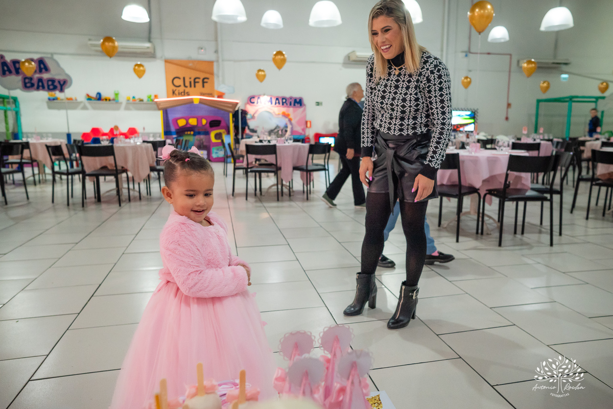 bailarina - Mellany - festa de aniversário - 3 anos - decoração - mesa de bolo - - riso - playground - parabéns - boas vibrações - docinhos - família - confiança - registros especiais - Antonio Rocha Fotografias-Pelotas-Cliff Kids