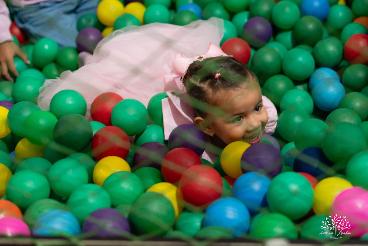 bailarina - Mellany - festa de aniversário - 3 anos - decoração - mesa de bolo - - riso - playground - parabéns - boas vibrações - docinhos - família - confiança - registros especiais - Antonio Rocha Fotografias-Pelotas-Cliff Kids