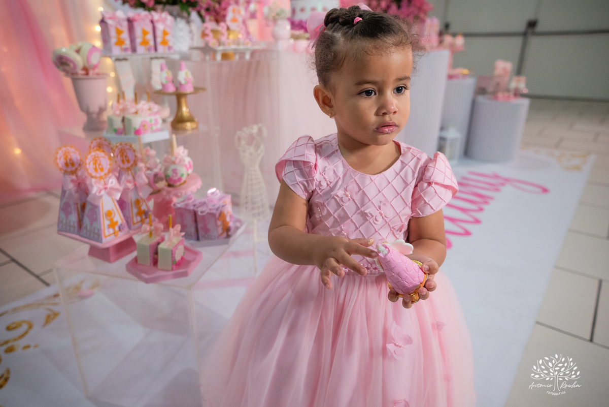 bailarina - Mellany - festa de aniversário - 3 anos - decoração - mesa de bolo - - riso - playground - parabéns - boas vibrações - docinhos - família - confiança - registros especiais - Antonio Rocha Fotografias-Pelotas-Cliff Kids