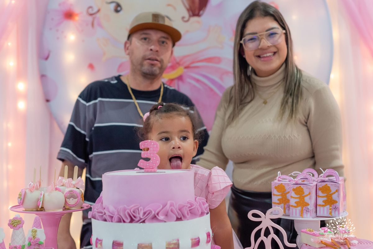 bailarina - Mellany - festa de aniversário - 3 anos - decoração - mesa de bolo - - riso - playground - parabéns - boas vibrações - docinhos - família - confiança - registros especiais - Antonio Rocha Fotografias-Pelotas-Cliff Kids