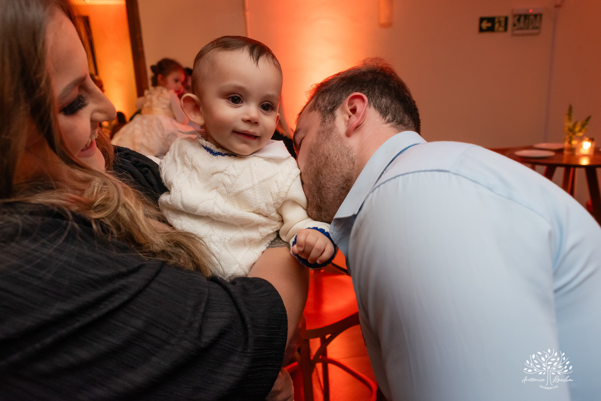 40 Anos - Luciana Cunha - Comemorar - Amigos - Familiares - Clube Dunas - Pelotas - Dra. Luciana Cunha - Jukebox - Músicas Atuais - Clássicos dos Anos 90 - Dançaram - Vida - Fotografia - Sorriso - Abraço -  Fotos - Emoções - Antonio Rocha Fotografias