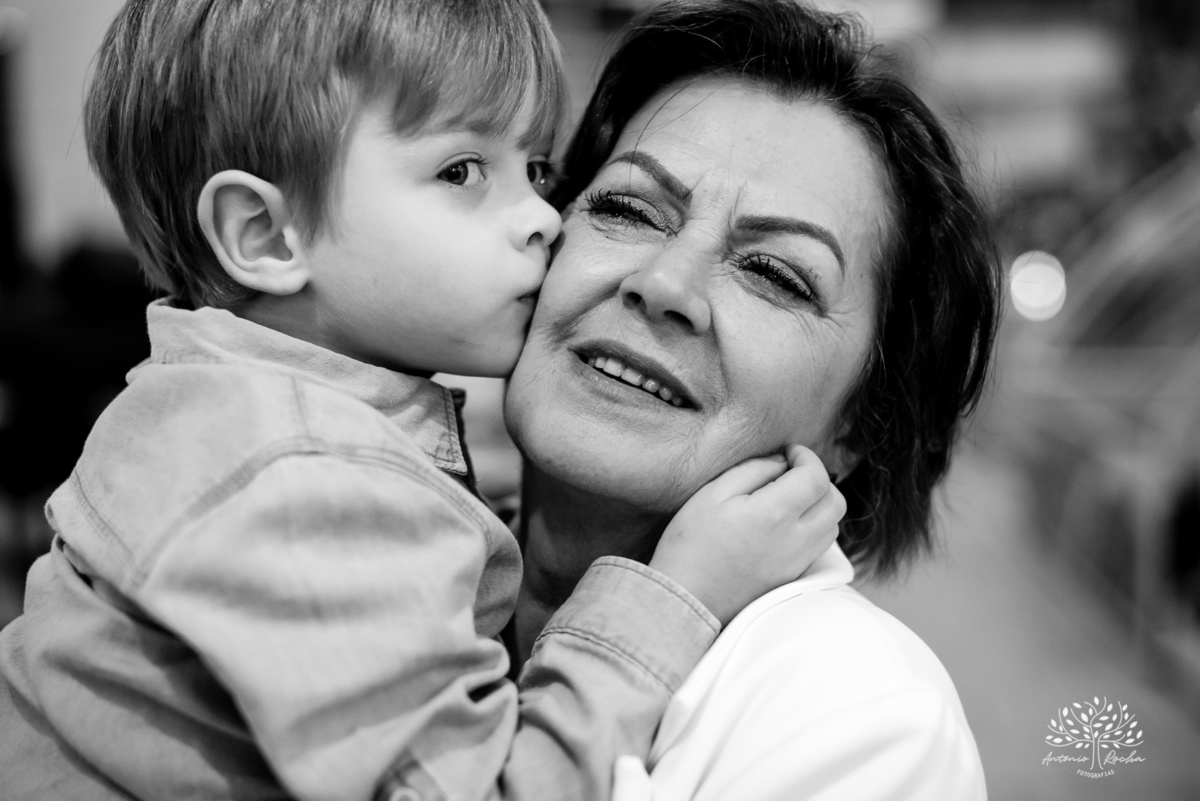 festa infantil - aniversário de 4 anos - Caio - alegria - esperto - apaixonado por carros - aventura - descobertas - brincadeiras - família - amigos - celebração - parabéns - decoração de carros - pelúcias - fotografia de festa - Antonio Rocha Fotografias