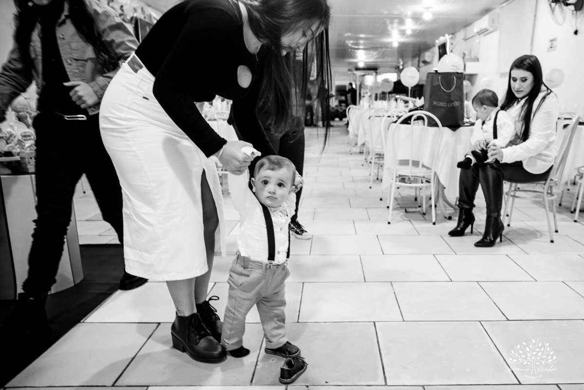 festa em dose dupla - Joaquim - Vicente - aniversário infantil - diversão - irmãos gêmeos - fofura - esperteza - sem sapato - brincadeiras - parabéns - animação - chuva de neve - abraços - carinho - memórias especiais - Antonio Rocha Fotografias-Pelotas