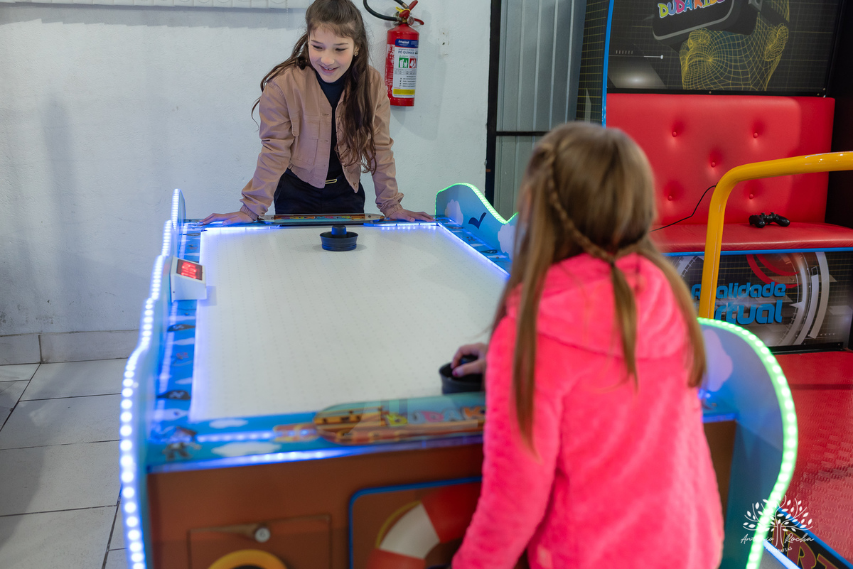 festa em dose dupla - Joaquim - Vicente - aniversário infantil - diversão - irmãos gêmeos - fofura - esperteza - sem sapato - brincadeiras - parabéns - animação - chuva de neve - abraços - carinho - memórias especiais - Antonio Rocha Fotografias-Pelotas