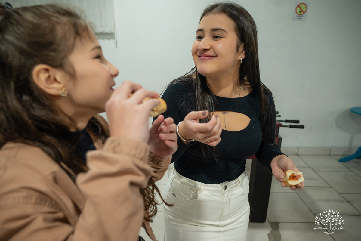 festa em dose dupla - Joaquim - Vicente - aniversário infantil - diversão - irmãos gêmeos - fofura - esperteza - sem sapato - brincadeiras - parabéns - animação - chuva de neve - abraços - carinho - memórias especiais - Antonio Rocha Fotografias-Pelotas