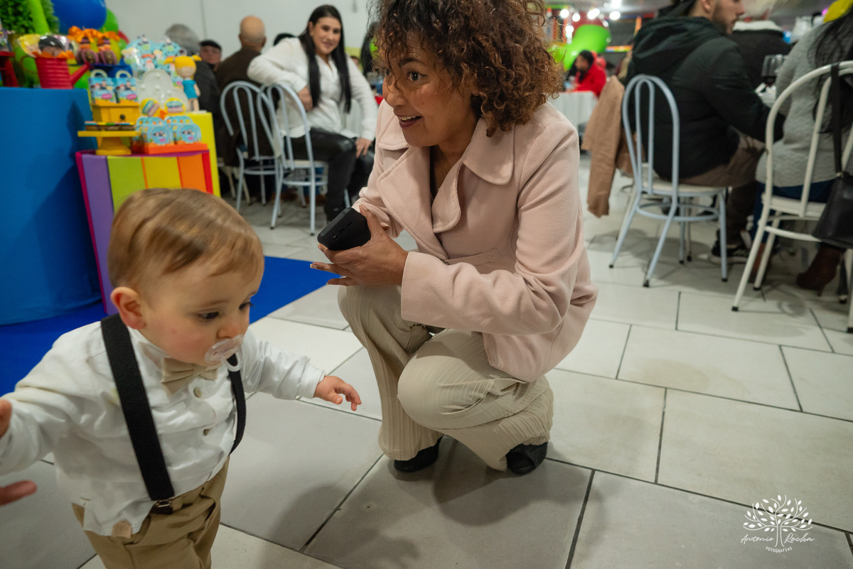 festa em dose dupla - Joaquim - Vicente - aniversário infantil - diversão - irmãos gêmeos - fofura - esperteza - sem sapato - brincadeiras - parabéns - animação - chuva de neve - abraços - carinho - memórias especiais - Antonio Rocha Fotografias-Pelotas