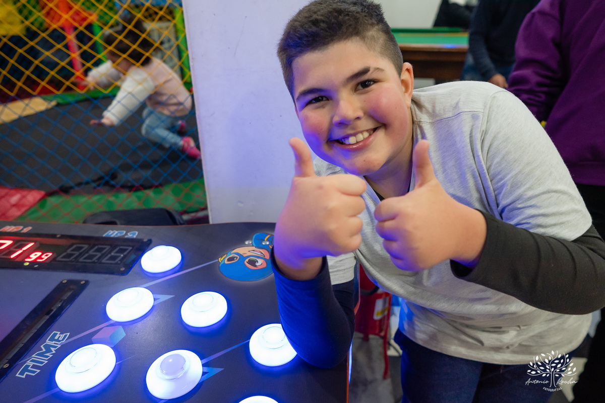 aniversário infantil - festa de aniversário - Branca de Neve - Maitê - fotografia infantil - primeiro ano - YouTube Kids - momentos especiais - família - amigos - risadas - decoração temática - Antonio Rocha Fotografias - luz da família-Pelotas