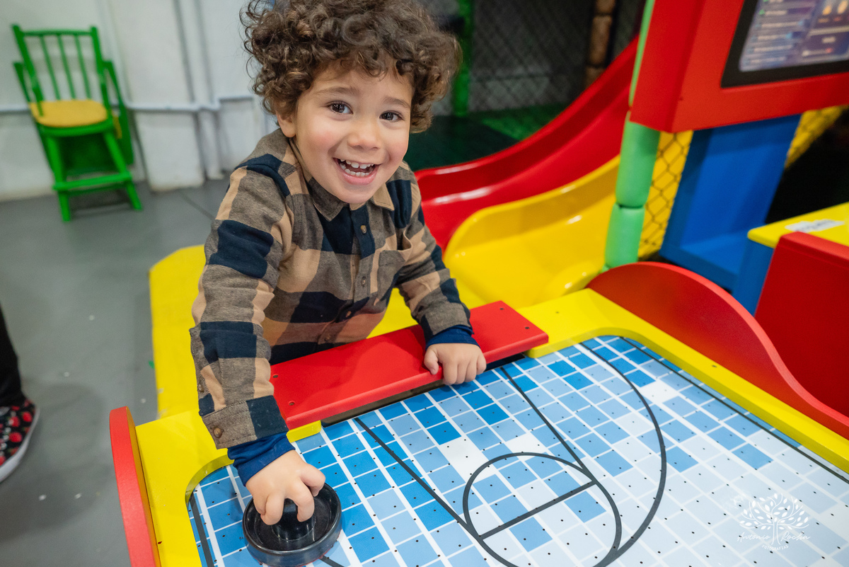 aniversário infantil - festa de aniversário - Branca de Neve - Maitê - fotografia infantil - primeiro ano - YouTube Kids - momentos especiais - família - amigos - risadas - decoração temática - Antonio Rocha Fotografias - luz da família-Pelotas