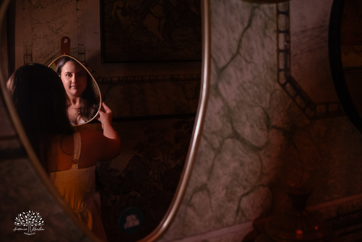 ensaio - pré-festa - 15 anos - debutante - Maitê - café Cúrcuma - risos - personalidade - Monte Bonito - raízes - essência - família - verdade - conexão - momentos únicos - preparação - festa - confiança - carinho - Antonio Rocha Fotografias