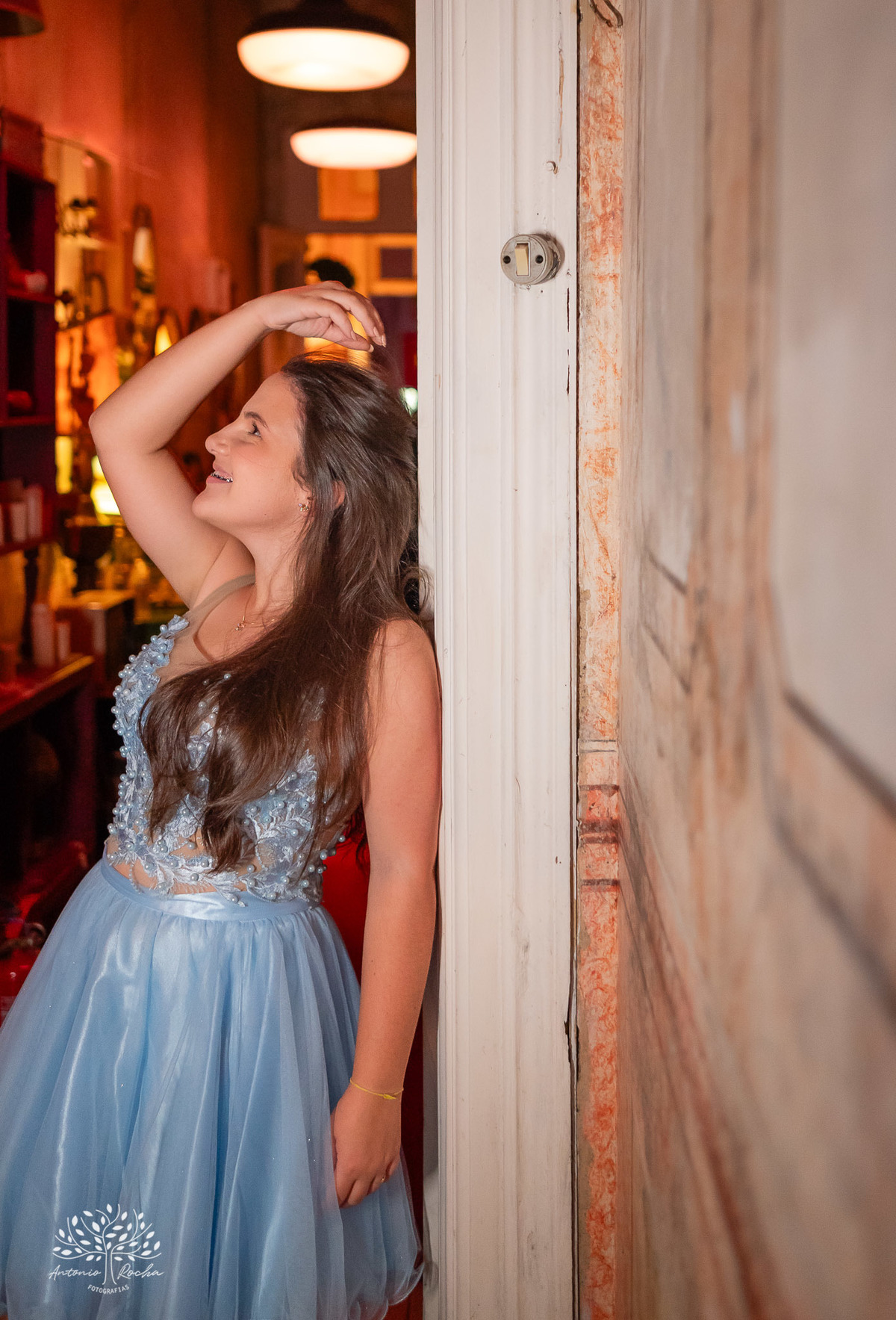 ensaio - pré-festa - 15 anos - debutante - Maitê - café Cúrcuma - risos - personalidade - Monte Bonito - raízes - essência - família - verdade - conexão - momentos únicos - preparação - festa - confiança - carinho - Antonio Rocha Fotografias