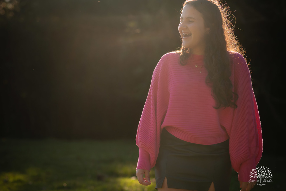 ensaio - pré-festa - 15 anos - debutante - Maitê - café Cúrcuma - risos - personalidade - Monte Bonito - raízes - essência - família - verdade - conexão - momentos únicos - preparação - festa - confiança - carinho - Antonio Rocha Fotografias