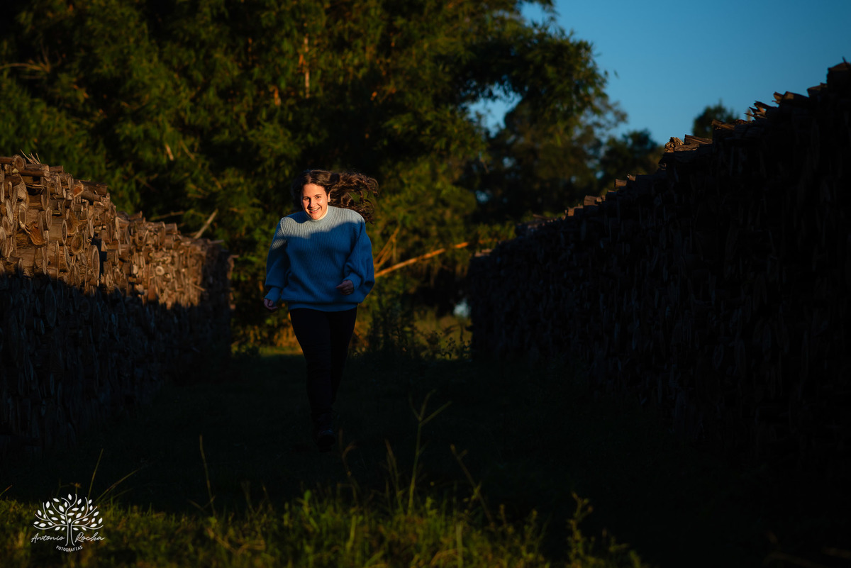 ensaio - pré-festa - 15 anos - debutante - Maitê - café Cúrcuma - risos - personalidade - Monte Bonito - raízes - essência - família - verdade - conexão - momentos únicos - preparação - festa - confiança - carinho - Antonio Rocha Fotografias