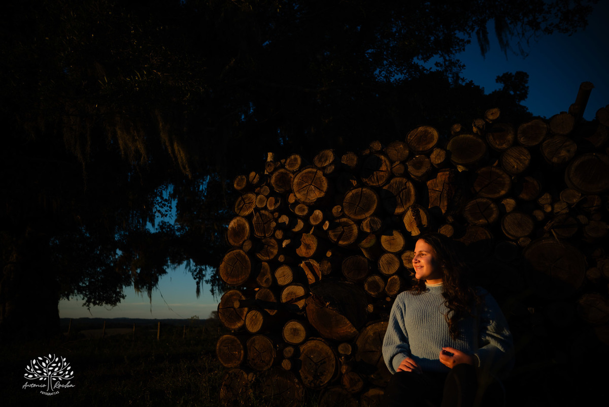 ensaio - pré-festa - 15 anos - debutante - Maitê - café Cúrcuma - risos - personalidade - Monte Bonito - raízes - essência - família - verdade - conexão - momentos únicos - preparação - festa - confiança - carinho - Antonio Rocha Fotografias