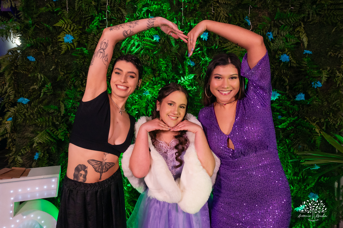 Maitê-15 anos - Festa de 15 anos - Debutante - Monte Bonito - Quinze de Julho - Aniversário de 15 - Valsa - Pelotas - Antonio Rocha Fotografias - Troca de vestido - making of - alstar - penteado de 15 anos - Maquiagem para 15 anos - fotografo de 15 anos