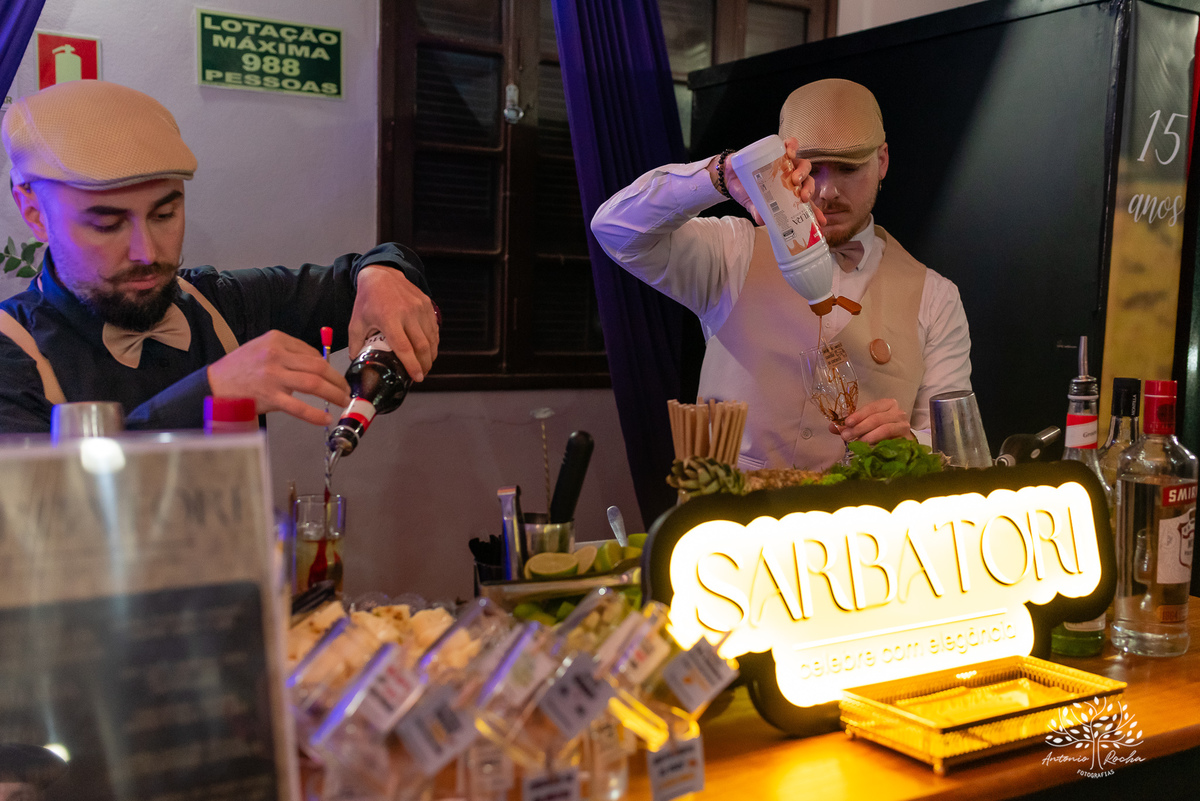 Maitê-15 anos - Festa de 15 anos - Debutante - Monte Bonito - Quinze de Julho - Aniversário de 15 - Valsa - Pelotas - Antonio Rocha Fotografias - Troca de vestido - making of - alstar - penteado de 15 anos - Maquiagem para 15 anos - fotografo de 15 anos