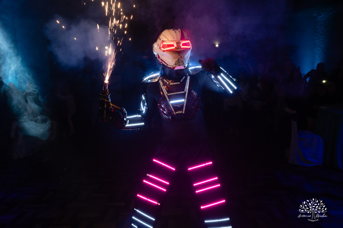 Maitê-15 anos - Festa de 15 anos - Debutante - Monte Bonito - Quinze de Julho - Aniversário de 15 - Valsa - Pelotas - Antonio Rocha Fotografias - Troca de vestido - making of - alstar - penteado de 15 anos - Maquiagem para 15 anos - fotografo de 15 anos