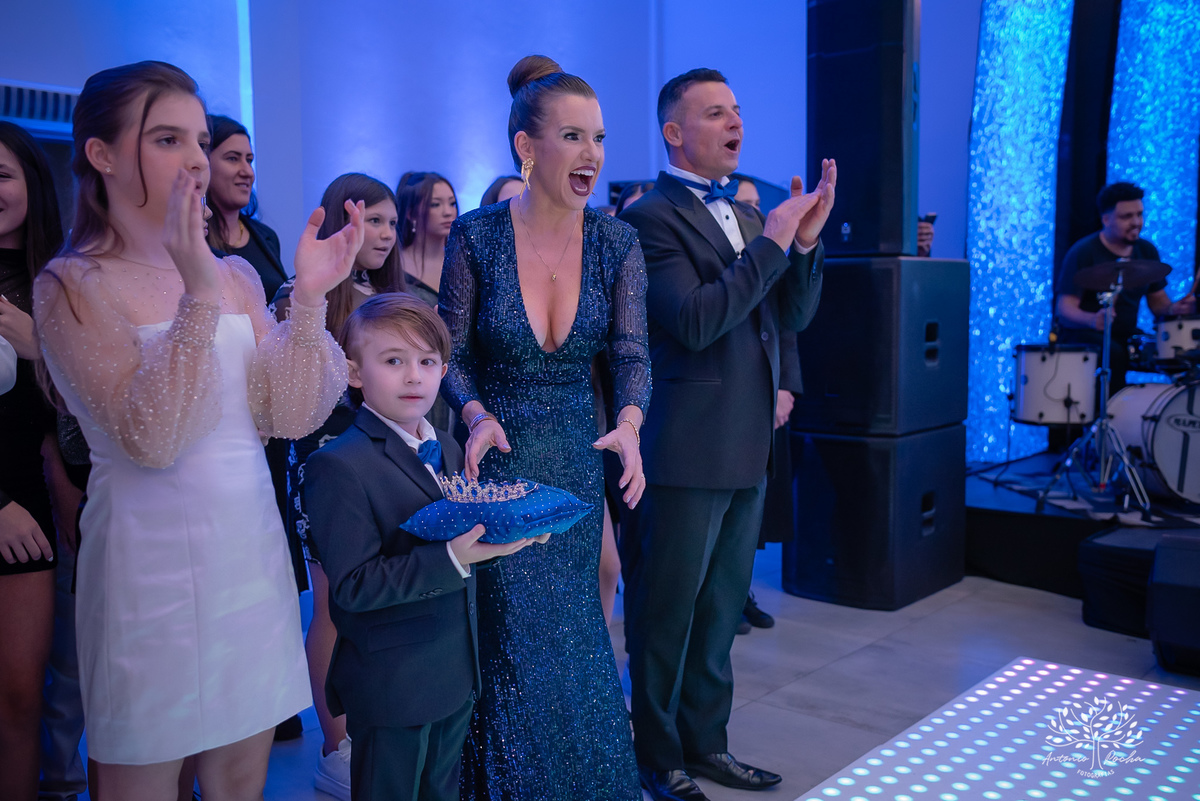 Antonio Rocha Fotografias-Festa de 15 anos-Debutante-Louise 15 Anos-15 da Lou-Pandeiro-Fotografia Debutante-festa de 15 anos-Aniversário-Making Of-Valsa-Homenagens-Dança Coreografada-Dra Juliana Kaiser-Chácara do Amanhecer-Pelotas-Cabine Vip-Bruna Nobre