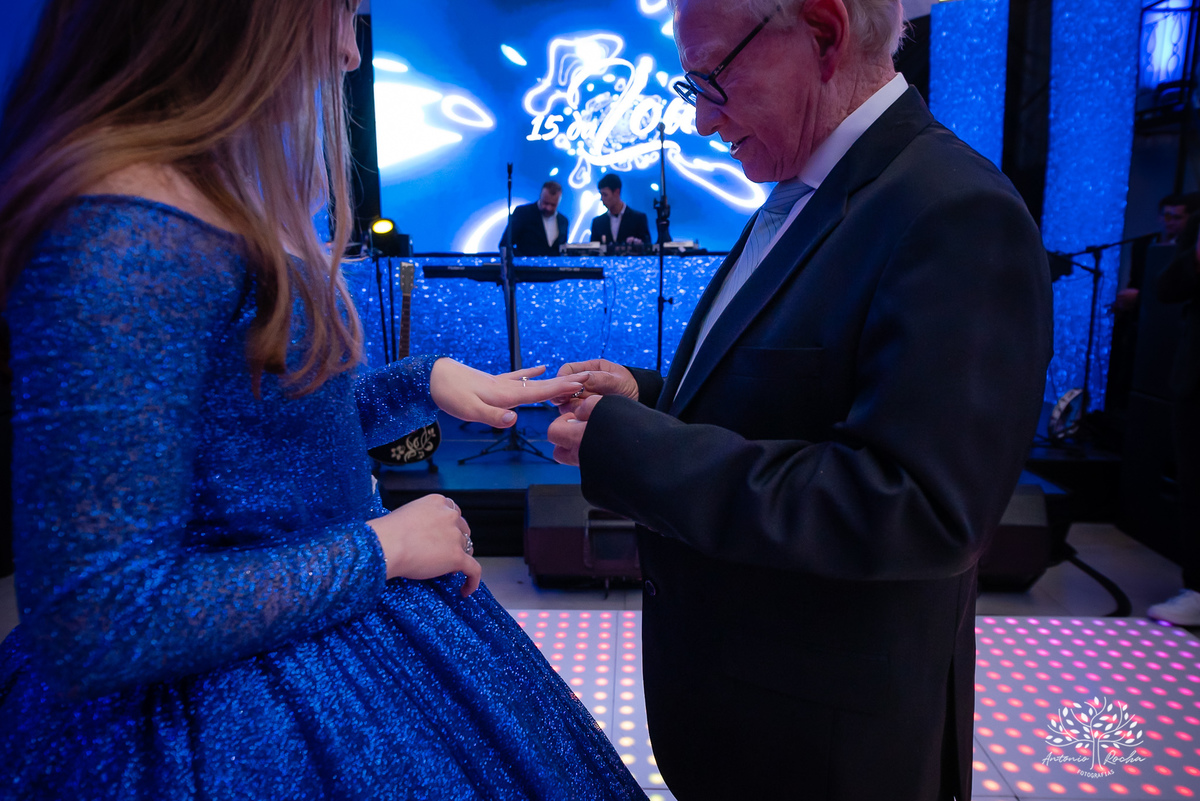 Antonio Rocha Fotografias-Festa de 15 anos-Debutante-Louise 15 Anos-15 da Lou-Pandeiro-Fotografia Debutante-festa de 15 anos-Aniversário-Making Of-Valsa-Homenagens-Dança Coreografada-Dra Juliana Kaiser-Chácara do Amanhecer-Pelotas-Cabine Vip-Bruna Nobre